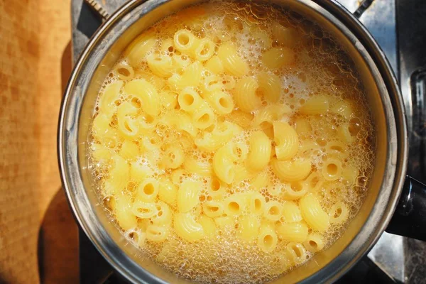 Macaroni Boiling Water — Stock Photo, Image