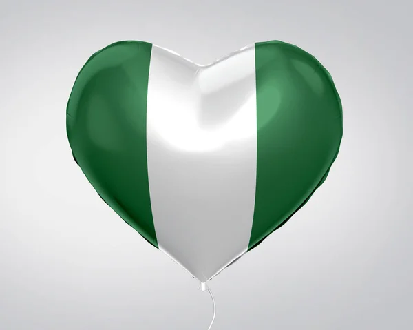 Bandierina Della Nigeria Nel Pallone Forma Del Cuore Primi Piani — Foto Stock