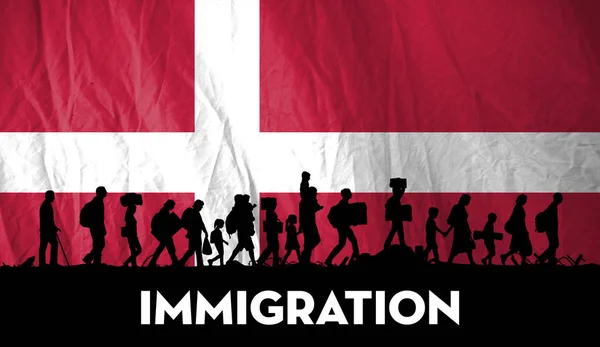 Refugees People Silhouette Walking Flag Denmark Background — Stock Photo, Image