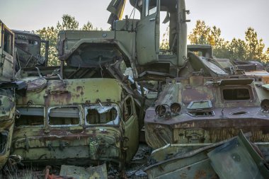 kaza tasfiye katıldı radyoaktif technik terk edilmiş. askeri ve itfaiye araçları