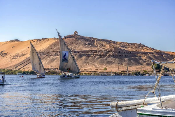 2018 Asuán Egipto Barco Felucca Navegando Largo Del Río Nil — Foto de Stock
