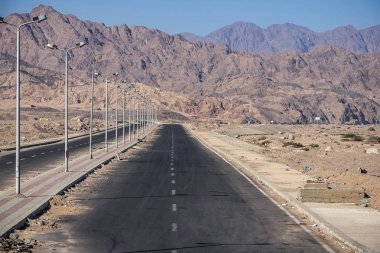 Sina Yarımadası inanılmaz dağ asfalt yol