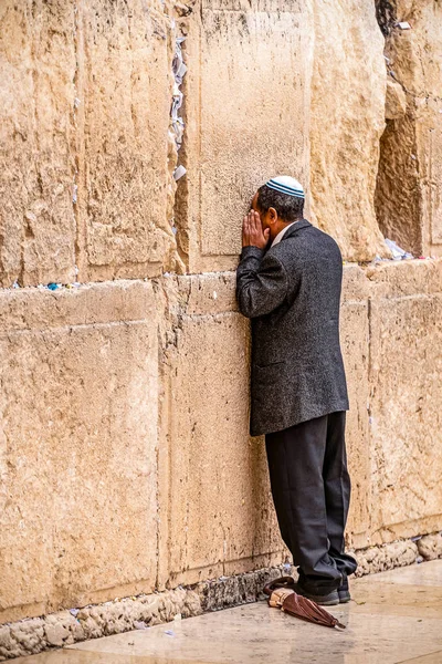 Creer Que Judío Está Orando Cerca Del Muro Del Llanto — Foto de Stock