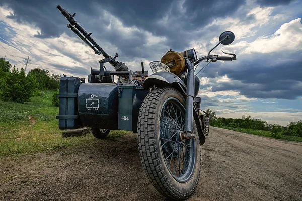 Stary Niemiecki Motocykl Wehrmachtu Odnowiony Rekonstrukcji Zdarzeń — Zdjęcie stockowe