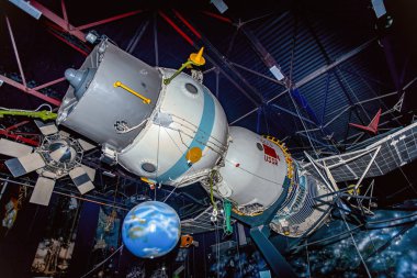 03/23/2019 Jitomir, Ukrayna, Uzay Müzesi'nde Sovyet uzay Soyuz 27 kurulumu