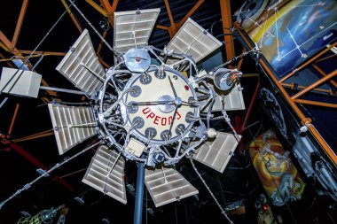  Uzay Müzesi dünyanın Sovyet uydu montajı