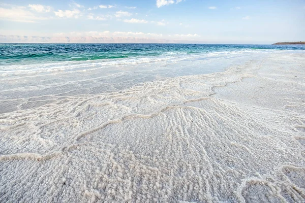 Incrivelmente Bonito Litoral Mar Morto Com Água Azul Cristais Brancos — Fotografia de Stock