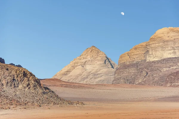Paysage Lunaire Incroyable Avec Une Énorme Lune Dans Village Wadi — Photo