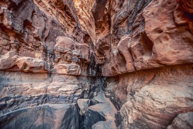 ile Ürdün çölünde Wadi Rum inanılmaz ay manzara Khazali Kanyon içinde. Wadi Rum, ay Vadisi olarak da bilinir, Ürdün-görüntü