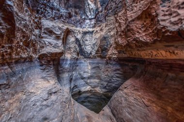 ile Ürdün çölünde Wadi Rum inanılmaz ay manzara Khazali Kanyon içinde. Wadi Rum, ay Vadisi olarak da bilinir, Ürdün-görüntü