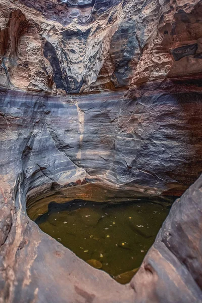 Ile Ürdün Çölünde Wadi Rum Inanılmaz Manzara Khazali Kanyon Içinde — Stok fotoğraf