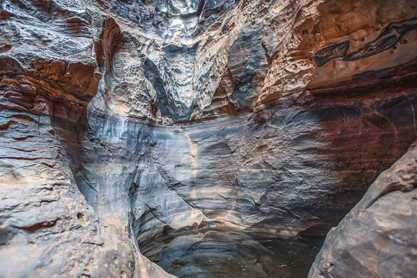 Dentro Del Cañón Khazali Increíble Paisaje Lunar Wadi Rum Desierto —  Fotos de Stock