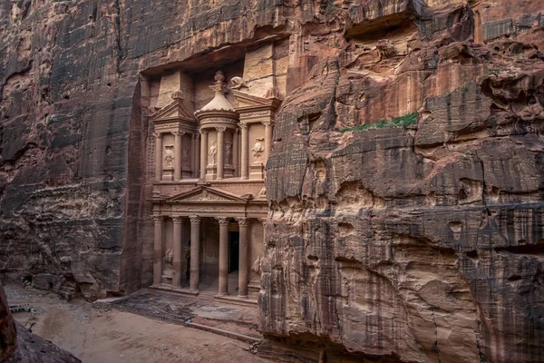 Incrível Místico Olhar Para Túmulo Khazneh Túmulo Tesouro Petra Jordânia — Fotografia de Stock