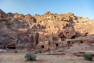 Petra, Ürdün'e yakın kayalara oyulmuş antik Nabatean köyü - Görüntü, seçici odak