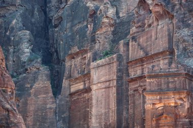 Petra Cepheler sokakta 17 mezar mezarı, Dünyanın Yeni Yedi Harikası, Ürdün - Resim, seçici odak