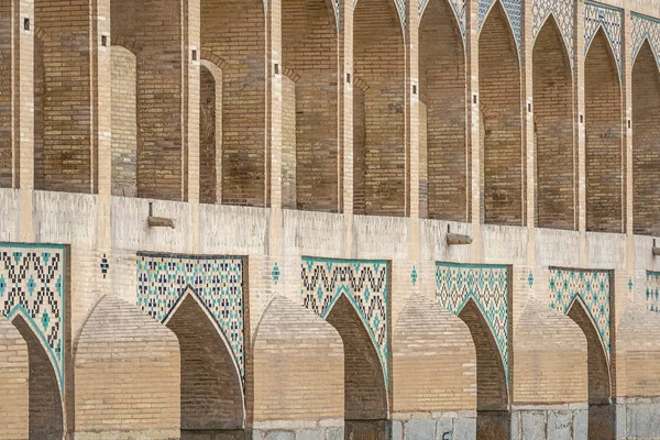 Elementos Mosaico Del Puente Khaju Con Montón Arcos Sobre Río — Foto de Stock