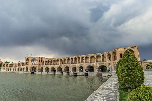 2019 Isfahan Iran Typische Uitzicht Khaju Brug Zayandeh Rivier Isfahan — Stockfoto