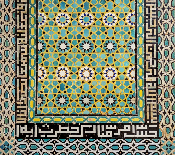 Colorful Oriental Geometric Traditional Iranian Persian Pattern Mosque — Stock Photo, Image