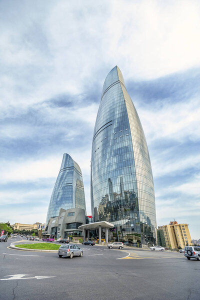 05 / 05 / 2019 Баку, Красивый вид на огненные башни, знаковые здания Баку, Даун панорама
