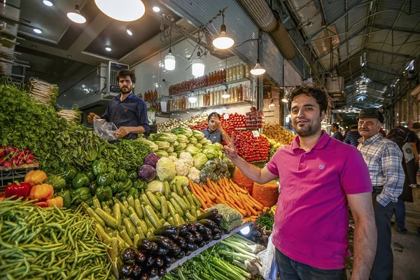 2019 Tabriz Iran Azerbaïdjan Oriental Province Vendeur Sur Marché Aux — Photo