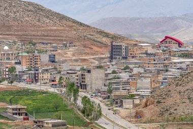 Chaharmahal ve Bahtiyar Provinc Chelgerd şehrinin havadan görünümü