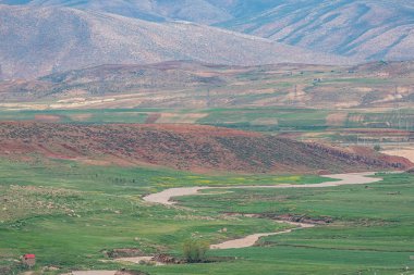 Chaharmahal ve Bahtiyar Provinc Chelgerd şehrinin havadan görünümü