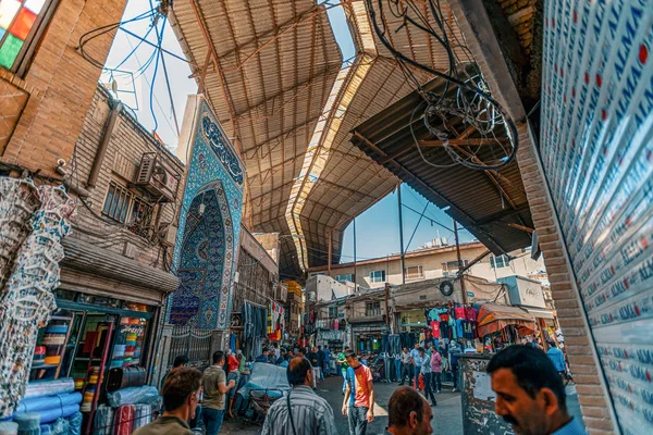 2019 Teherán Teherán Tartomány Irán Zsúfolt Utcáin Teherán Grand Bazaar — Stock Fotó