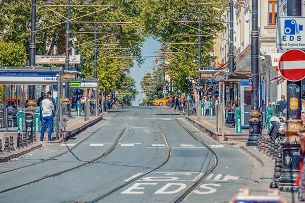 2019 Інамбуль Туреччина Трамвай Вулиці Турецької Столиці — стокове фото