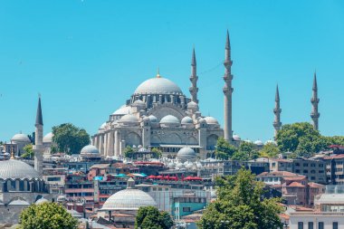 26.05.2019 İstanbul, Sultan Ahmet Camii olarak da bilinen Sultan Camii'ne standart ve turistik bir bakış. bir kartpostal olarak turist görüntü