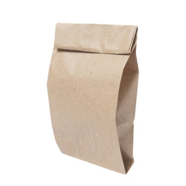 Öğle yemeği veya gıda veya beyaz izole arka plan üzerinde satın alma için Geri dönüşümlü boş kraft kağıt alışveriş çantası Mock-up