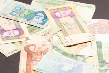 Ruhollah Humeyni 'yi tasvir eden İran parası ve kopyalama alanı