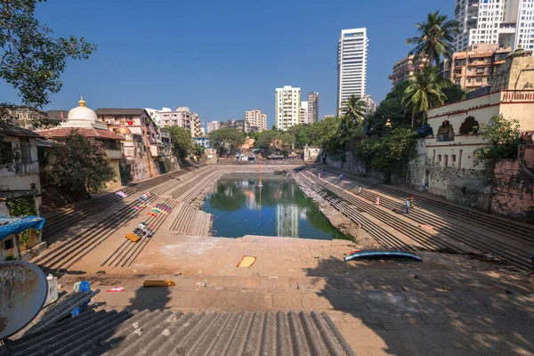 2020 Mumbai India Banganga Serbatoio Antico Serbatoio Acqua Walkeshwar Mumbai — Foto Stock