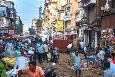 01 / 08 / 2020 Mumbai, Hindistan. Bir sürü tüccar ve alıcıyla doluydu. Crawford Market. Crawford Pazarı Mumbai 'deki en eski toptan satış pazarı.