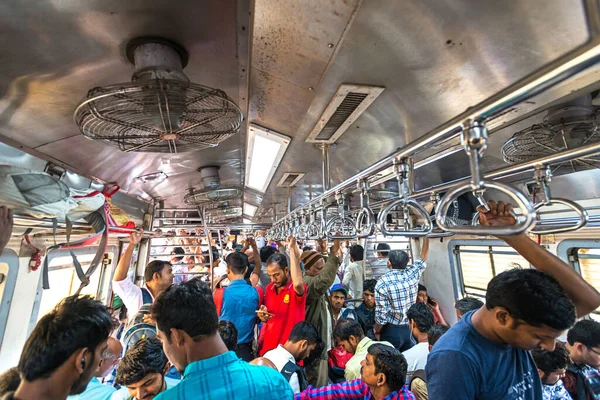 2020 Мумбаи Индия Переполненный Пригородный Вагон Мумбайская Пригородная Железная Дорога Стоковая Картинка