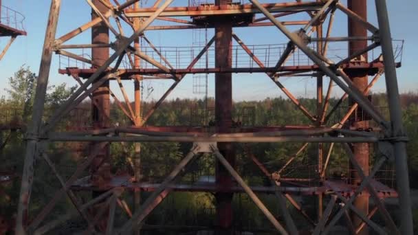 Luftaufnahme Der Sowjetischen Duga Raketenabwehrradarstation Der Nähe Der Stadt Tschernobyl — Stockvideo