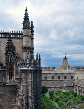 Giralda Kulesi Seville İspanyol şehir içinde bulunan