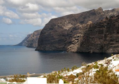 Cliff Tenerife Adası Giants
