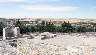 Burgos kale surlarının kalıntıları İspanya'da yer alan,