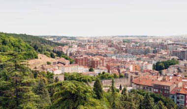 Burgos İspanyol şehir onun modern binalar ile havadan görünümü