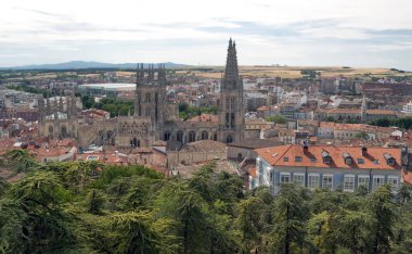 Burgos İspanyol şehir onun modern binalar ile havadan görünümü