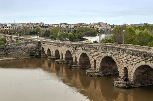 グアディアナ川のローマ橋 — ストック写真