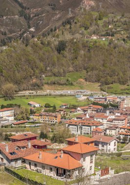 Asturias 'taki Cangas de Onis köyü