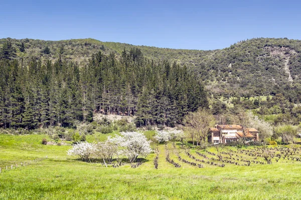 Village Potes Dans Nord Espagne Photo De Stock