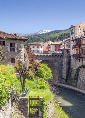 İspanya 'nın kuzeyindeki Potes köyü