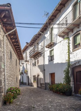 Hechos Köyü Sokağı. 