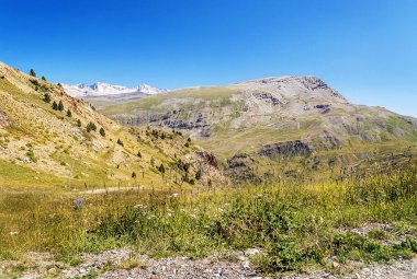 Pireneler 'deki Cerler Dağları