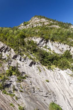 Pireneler 'deki Benasque vadisindeki dağlar