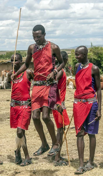 Masai Mara Kenia Mayo 2014 Guerreros Masai Identificados Participan Competiciones — Foto de Stock