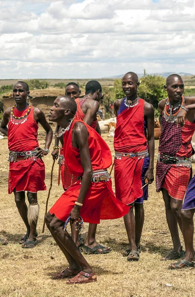 Masai Mara Kenia Mayo 2014 Guerreros Masai Identificados Participan Competiciones — Foto de Stock