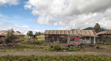 Naivasha, Kenya - Mayıs, 2014: Yayalar Naivasha Kenya, tipik alışveriş sokak sahne